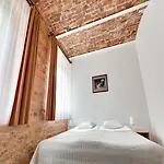 Janne Hotel